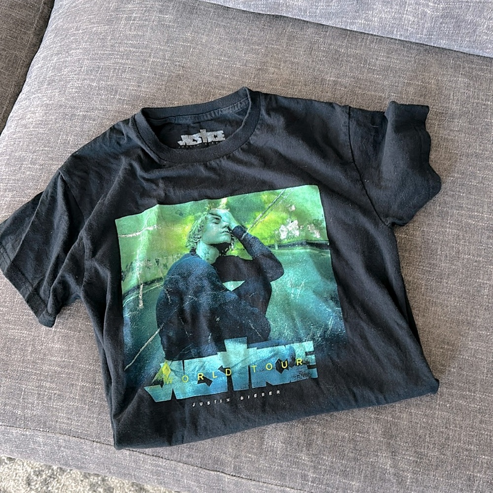 J Bieber concert t